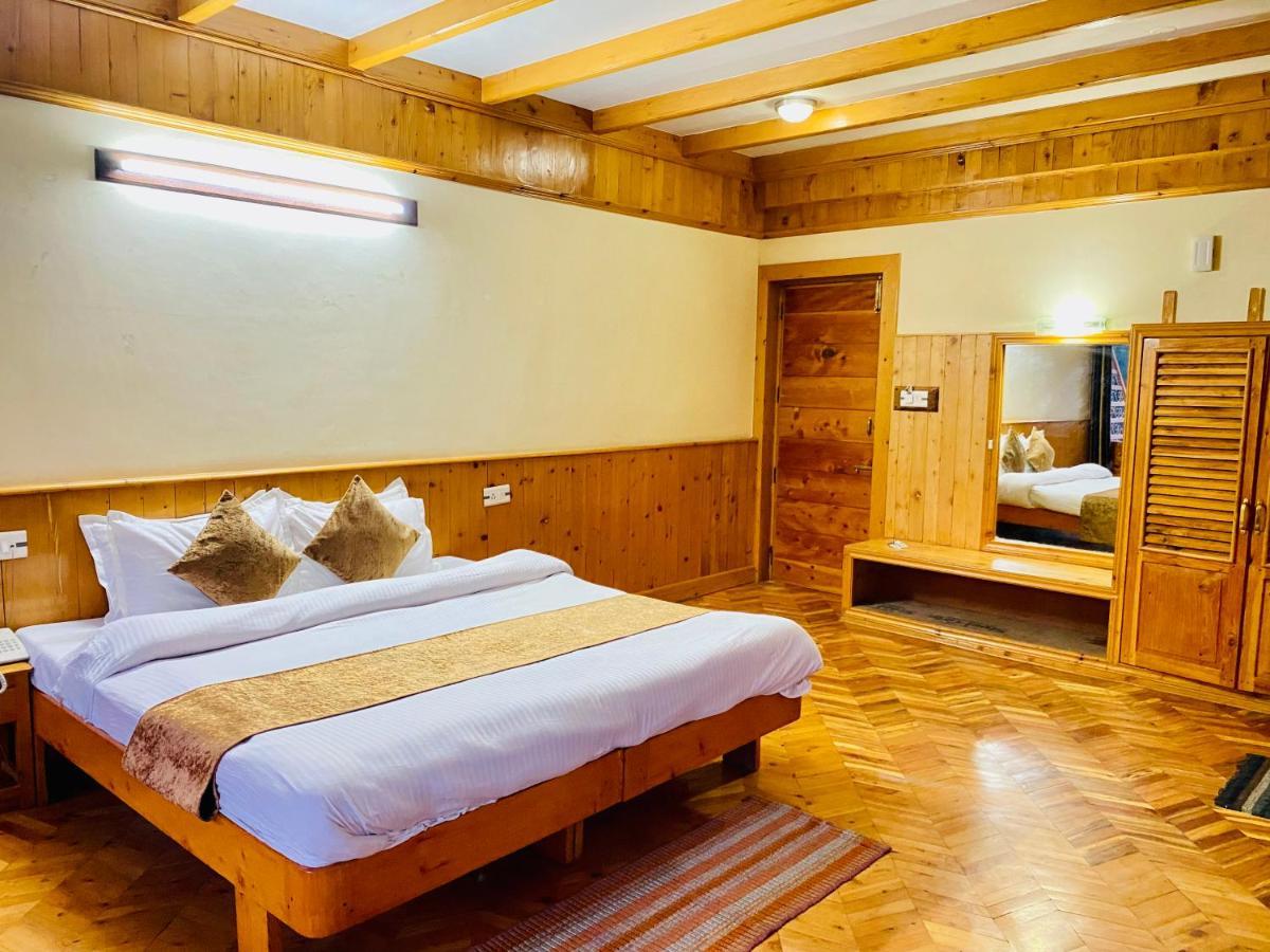 Hotel Valley Of Gods มะนาลี ภายนอก รูปภาพ