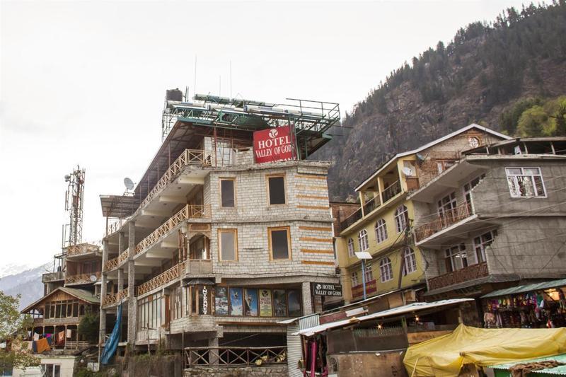 Hotel Valley Of Gods มะนาลี ภายนอก รูปภาพ